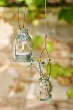 Lygte til fyrfadslys 2 farver fra Ib Laursen hængende med blomst - Tinashjem